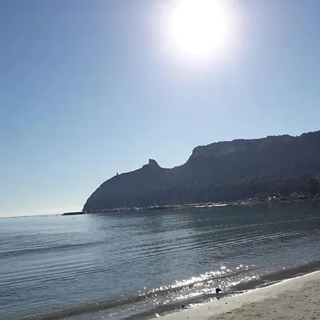 Sud Sardegna, Cagliari Elesar'shome דירה