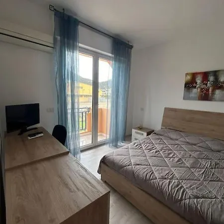 Sud Sardegna, Cagliari Elesar'shome Apartment *